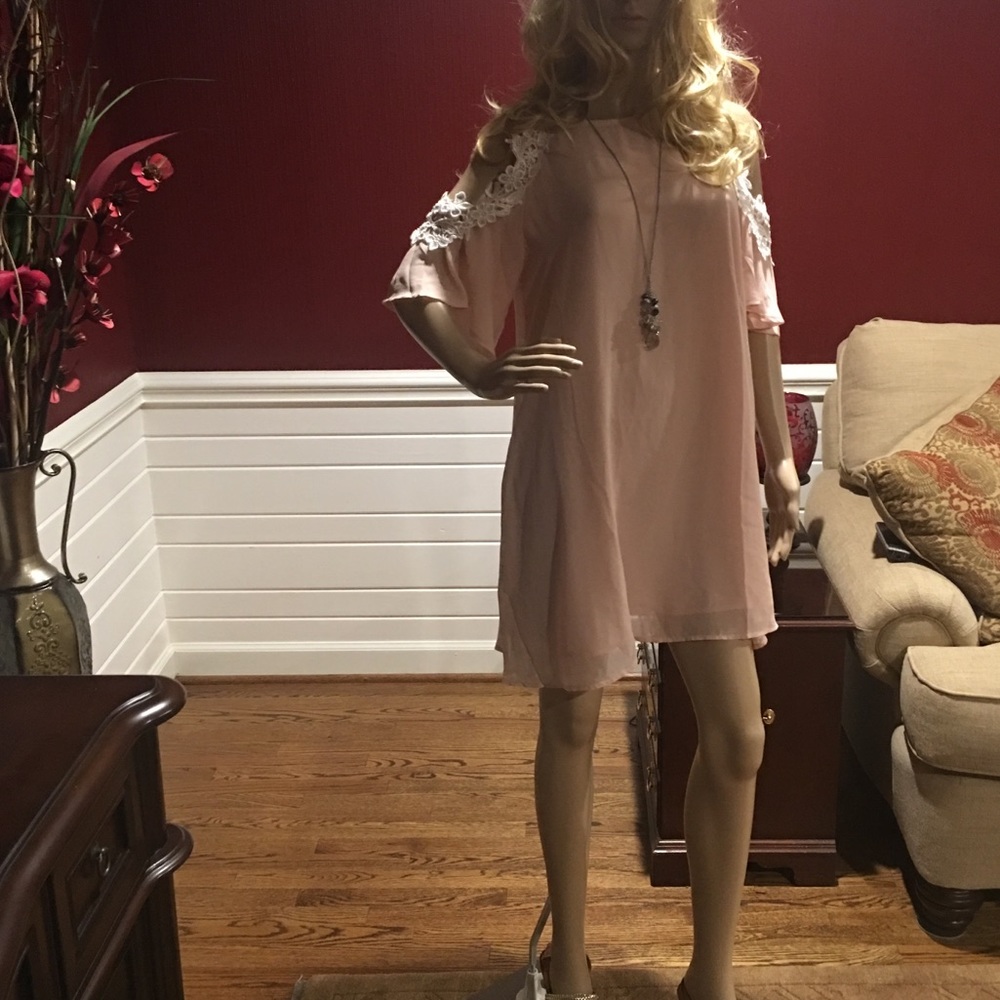 Dress size large  NWOT 100% Polyester